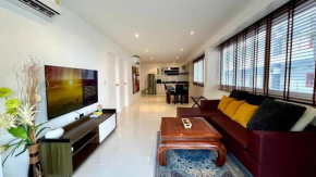 B6 - 1 Bedroom 1 Bathroom at Karon Phuket